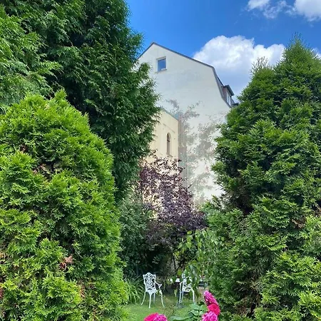 Am Tiefen Pensión 3*